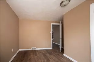 924 James St, Turtle Creek, PA 15145 - Photo 8