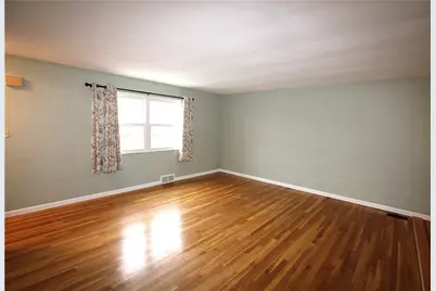 539 Meadowvale Dr, Harmar, PA 15024 - Photo 10