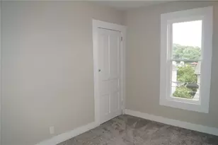 9 E Gaskill Ave, Jeannette, PA 15644 - Photo 16