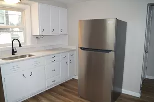 9 E Gaskill Ave, Jeannette, PA 15644 - Photo 12