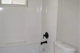 9 E Gaskill Ave, Jeannette, PA 15644 - Photo 18