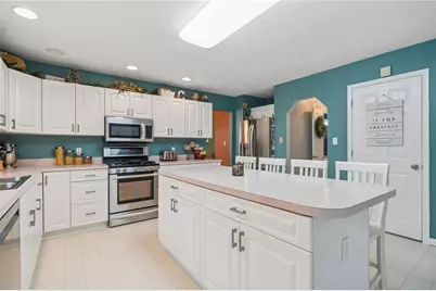 4 Camry Drive, Hempfield Township, PA 15642 - Photo 8