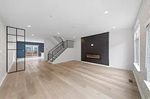 5575 Berlin Wy, Pittsburgh, PA 15201 - Photo 6