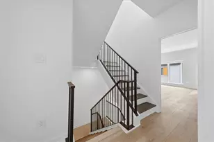 5575 Berlin Wy, Pittsburgh, PA 15201 - Photo 14