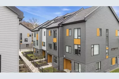 5575 Berlin Way, Pittsburgh, PA 15201 - Photo 2