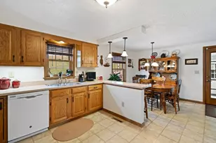 341 Patterson Ln, Rostraver, PA 15012 - Photo 10