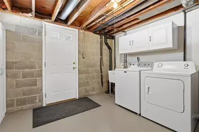 303 Macnab Dr, Moon/Crescent Twp, PA 15108 - Photo 36