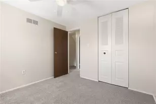 303 Macnab Dr, Moon/Crescent Twp, PA 15108 - Photo 30