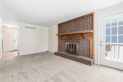 303 Macnab Dr, Moon/Crescent Twp, PA 15108 - Photo 8