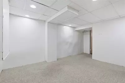 303 Macnab Dr, Moon/Crescent Twp, PA 15108 - Photo 34