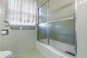 319 4th St, Ellwood City, PA 16117 - Photo 22