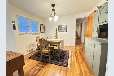 4 Emma Dr, Pittsburgh, PA 15223 - Photo 16