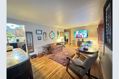 4 Emma Dr, Pittsburgh, PA 15223 - Photo 10