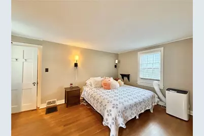 1 Schoolhouse Ln, Pittsburgh, PA 15232 - Photo 32