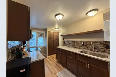 1 Schoolhouse Ln, Pittsburgh, PA 15232 - Photo 2