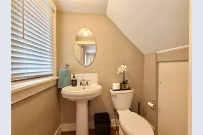 1 Schoolhouse Ln, Pittsburgh, PA 15232 - Photo 16