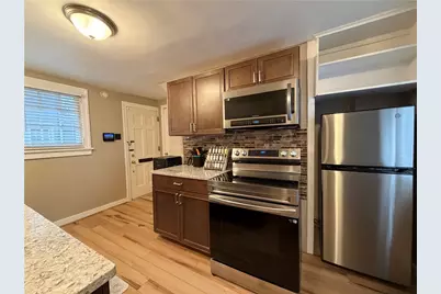 1 Schoolhouse Ln, Pittsburgh, PA 15232 - Photo 10