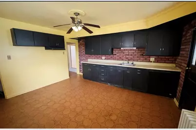 1119 Hancock Avenue, Allegheny Township, PA 15690 - Photo 6