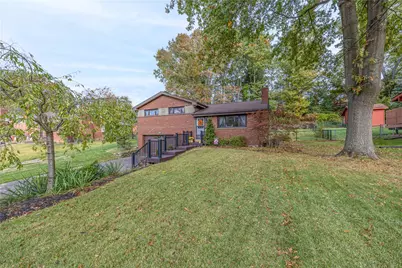 624 Fort Couch Rd, Pittsburgh, PA 15241 - Photo 2