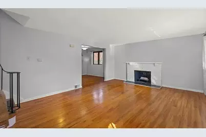 624 Fort Couch Rd, Pittsburgh, PA 15241 - Photo 4