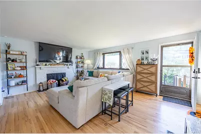 624 Fort Couch Rd, Pittsburgh, PA 15241 - Photo 6