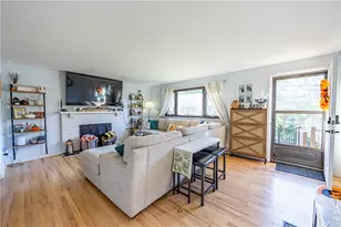 624 Fort Couch Rd, Pittsburgh, PA 15241 - Photo 6