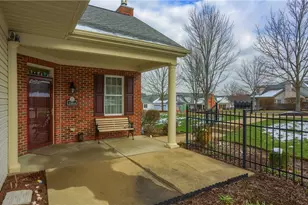 2164 Isleworth Lane, Cranberry Township, PA 16066 - Photo 6