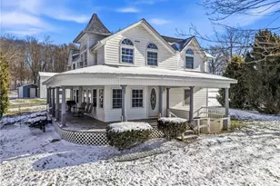 1173 Fredonia Rd, Perry Township, PA 16130 - Photo 1