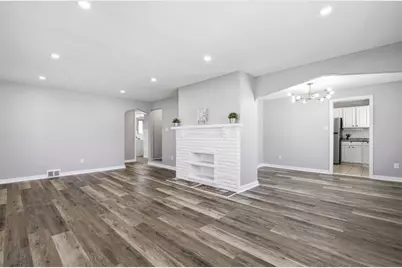 5066 Brownsville Rd, Pittsburgh, PA 15236 - Photo 2