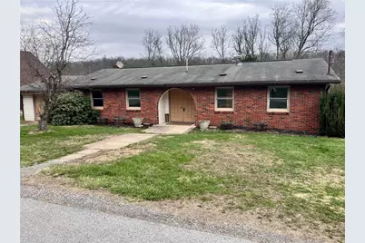218 Locust St, Rural Valley Boro, PA 16249 - Photo 1