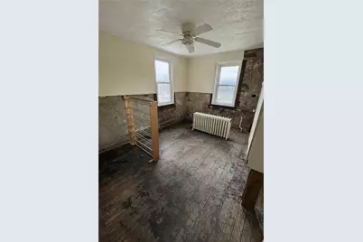 1119 Hancock Avenue, Allegheny Township, PA 15690 - Photo 18