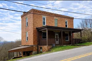 1119 Hancock Ave, Allegheny Township, PA 15690 - Photo 1