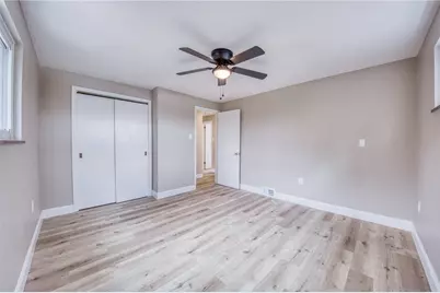 2158 Reis Run Rd, Pittsburgh, PA 15237 - Photo 18