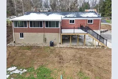2158 Reis Run Rd, Pittsburgh, PA 15237 - Photo 4
