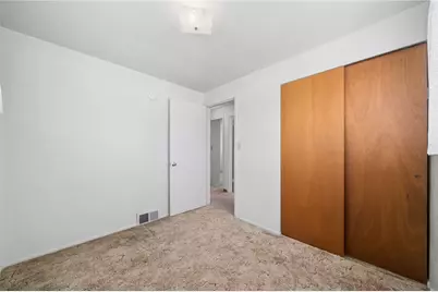 525 New Market Dr, Hempfield Township, PA 15601 - Photo 16