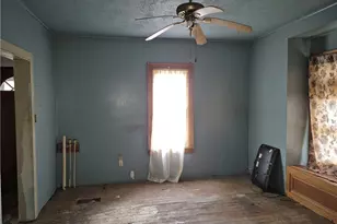 689 S State Line Rd, Sharon, PA 16146 - Photo 6