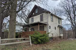 689 S State Line Rd, Sharon, PA 16146 - Photo 2