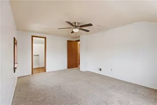 618 Arbor Ln, Pittsburgh, PA 15236 - Photo 18