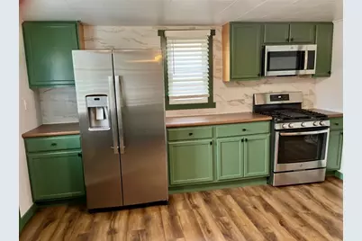 1230 Frank Ave, Jeannette, PA 15644 - Photo 8
