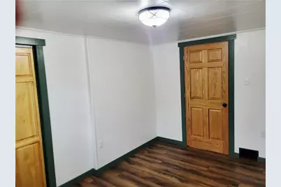 1230 Frank Ave, Jeannette, PA 15644 - Photo 16