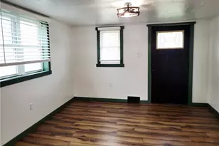 1230 Frank Ave, Jeannette, PA 15644 - Photo 6