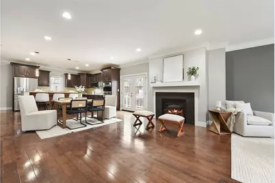 154 Sweetbriar Village Trl, Pittsburgh, PA 15211 - Photo 14