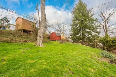 363 Constitution Dr, Pittsburgh, PA 15236 - Photo 28