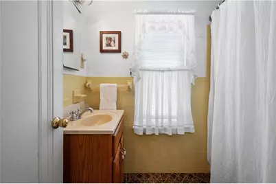 363 Constitution Dr, Pittsburgh, PA 15236 - Photo 16