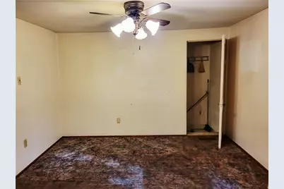 9 Allen Way, White Oak, PA 15131 - Photo 8