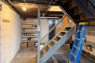 235 Center Ave, Greensburg, PA 15601 - Photo 8