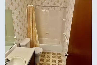 307 Countryside Dr, Robinson Twp, PA 15136 - Photo 12