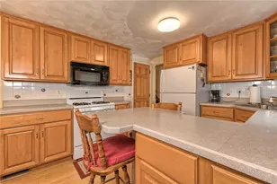 237 E Fairmont Ave, Trafford, PA 15085 - Photo 6