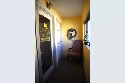 977 Perry Hwy, Ross Twp, PA 15237 - Photo 4