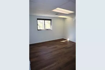 977 Perry Hwy, Ross Twp, PA 15237 - Photo 20